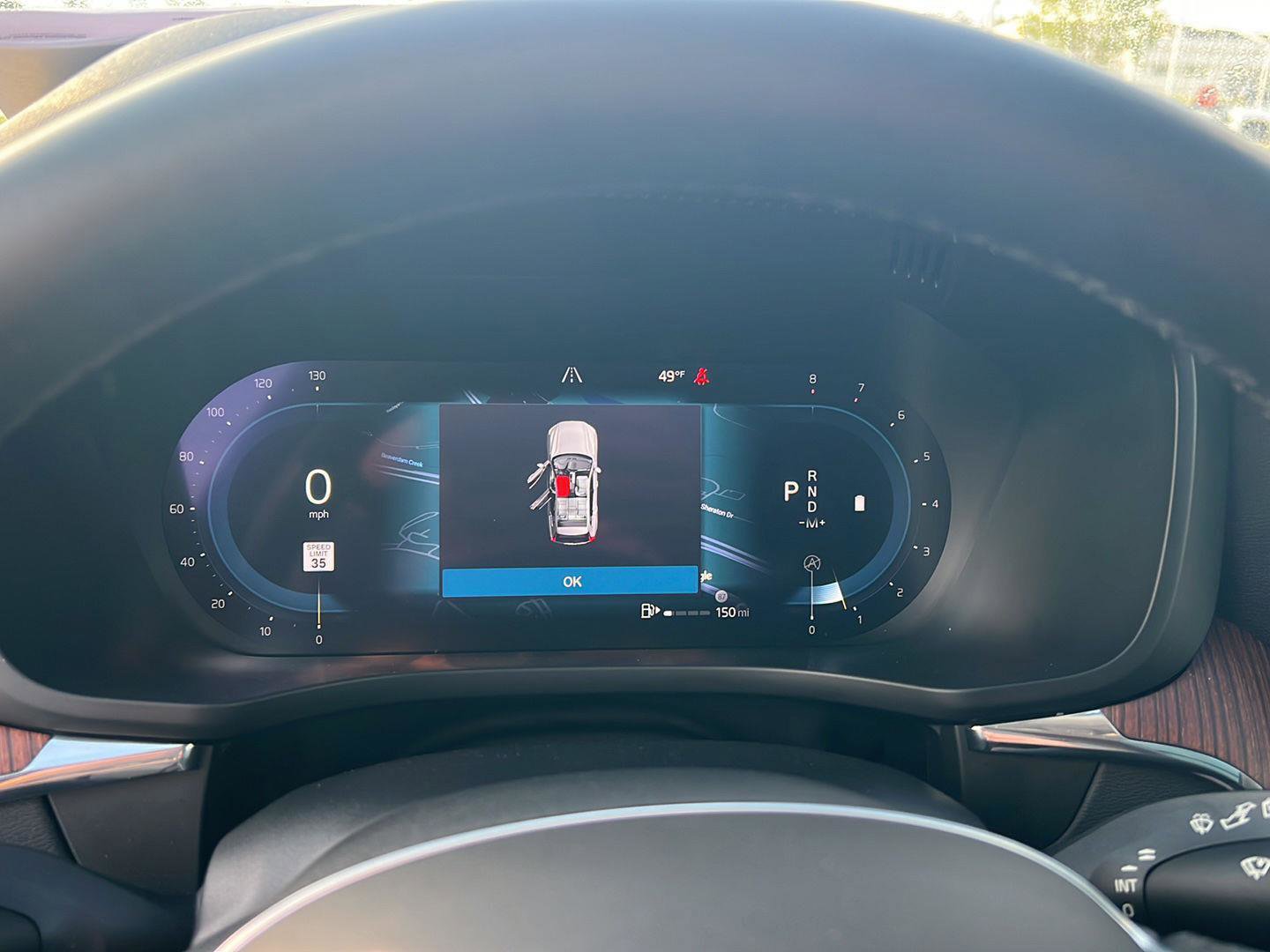 Used 2023 Volvo XC60 B5 Plus w/ Protection Package Premier image 23