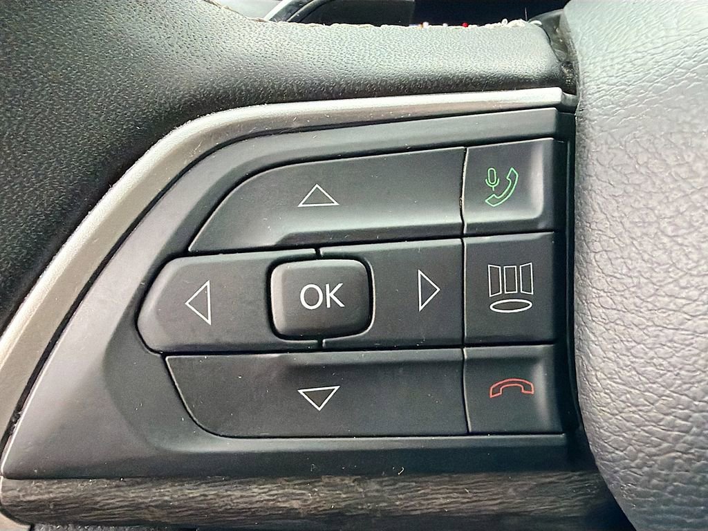 Used 2024 Jeep Grand Cherokee Limited image 38