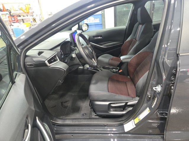 Used 2024 Toyota Corolla SE image 10