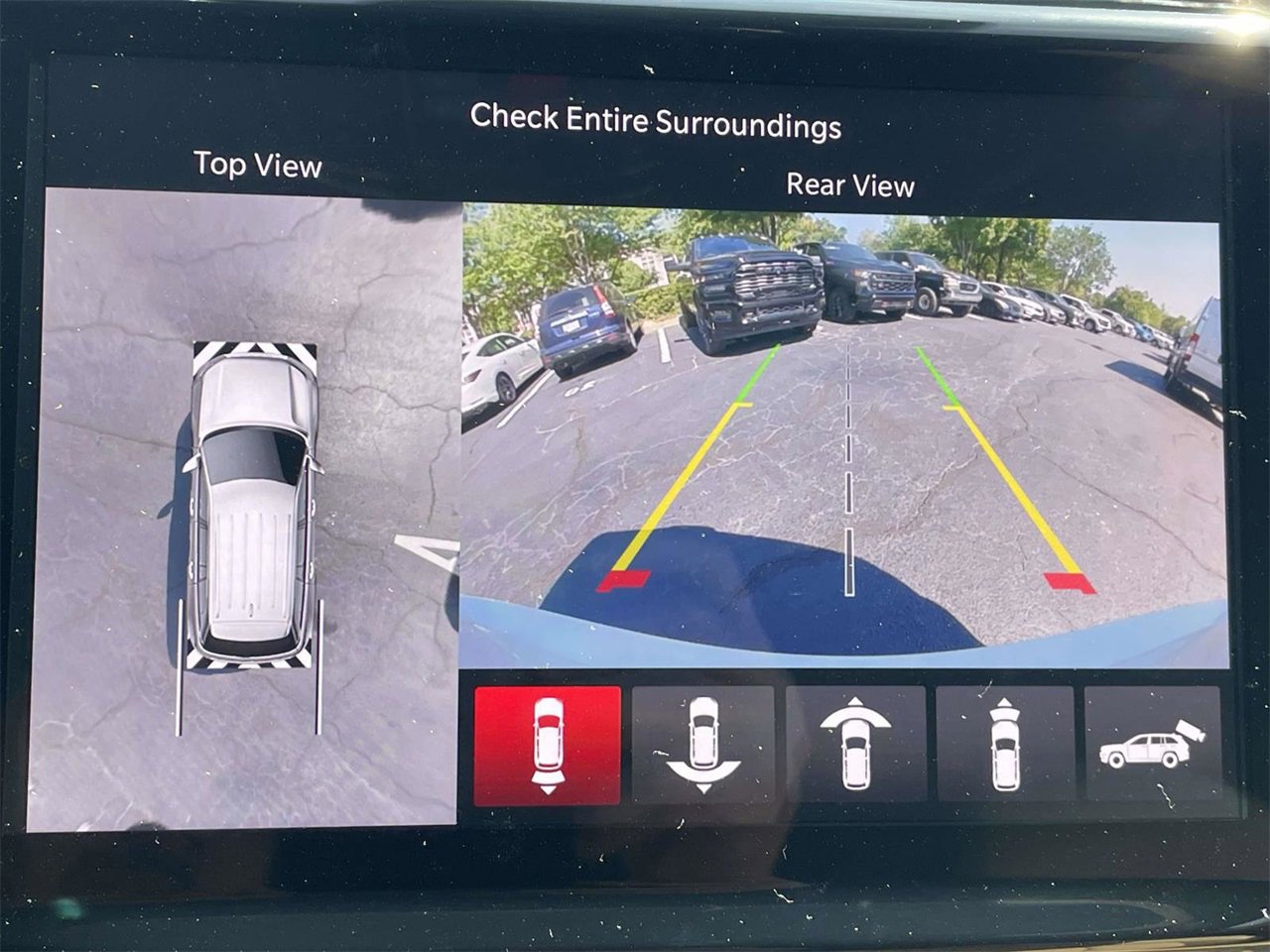 New 2025 Jeep Grand Cherokee Limited w/ Luxury Tech Group II image 17