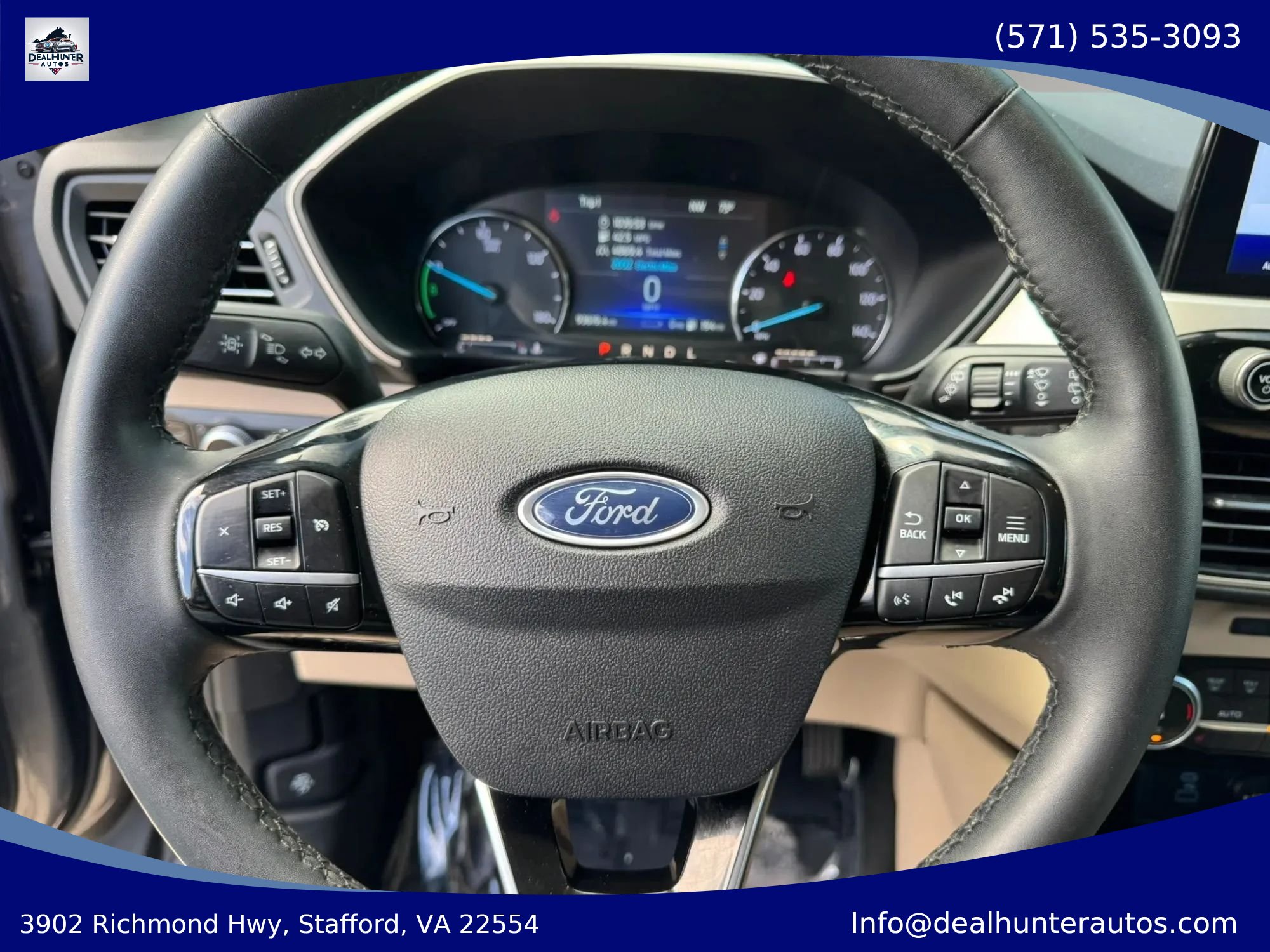 Used 2022 Ford Escape SEL w/ Class II Trailer Tow Package FWD image 28