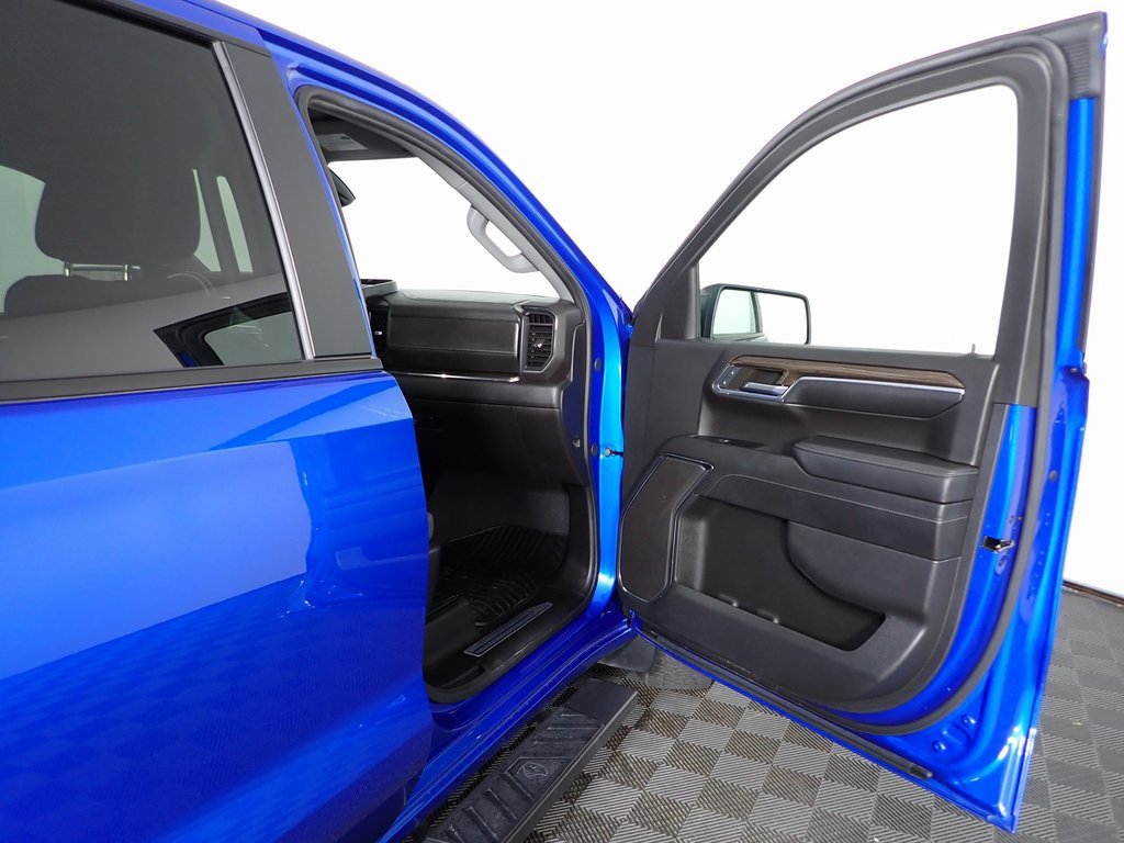 Used 2024 Chevrolet Silverado 1500 RST w/ Z71 Off-Road Package image 31