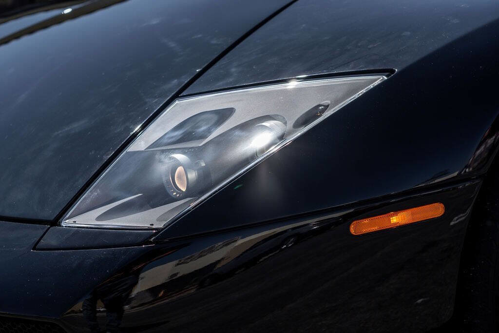 Used 2006 Lamborghini Murcielago Roadster image 58