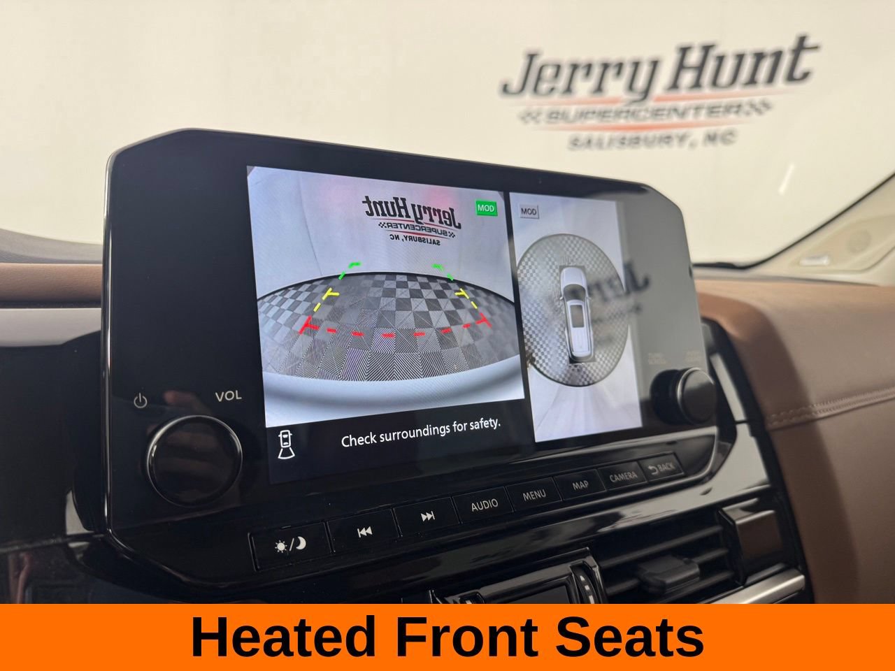 Used 2025 Nissan Pathfinder Platinum w/ Cargo Package FWD image 17