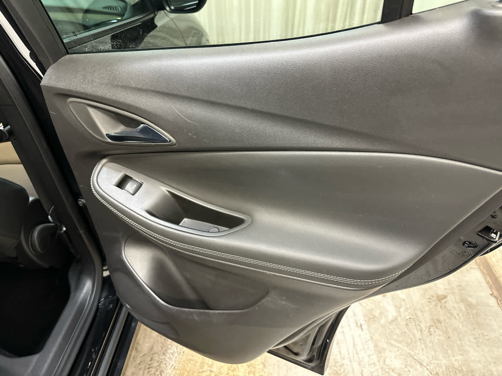 Certified 2023 Buick Encore GX Select w/ Sport Touring Package image 30