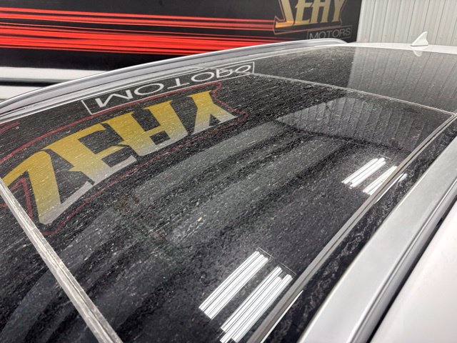 Used 2025 Kia Sorento S w/ Panoramic Sunroof Package FWD image 6