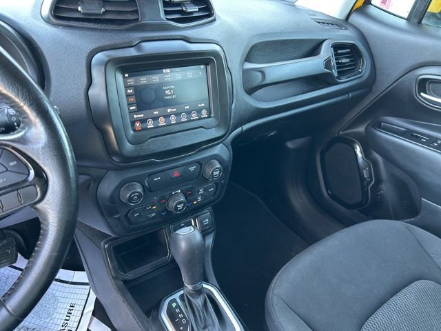 Used 2018 Jeep Renegade Altitude image 20