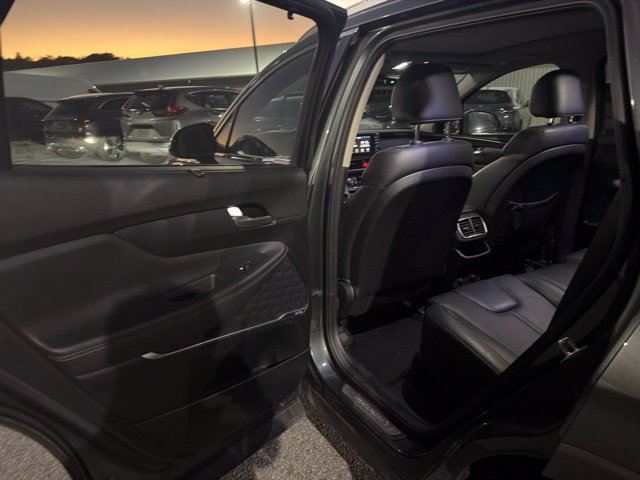 Used 2019 Hyundai Santa Fe Limited AWD/4WD image 13