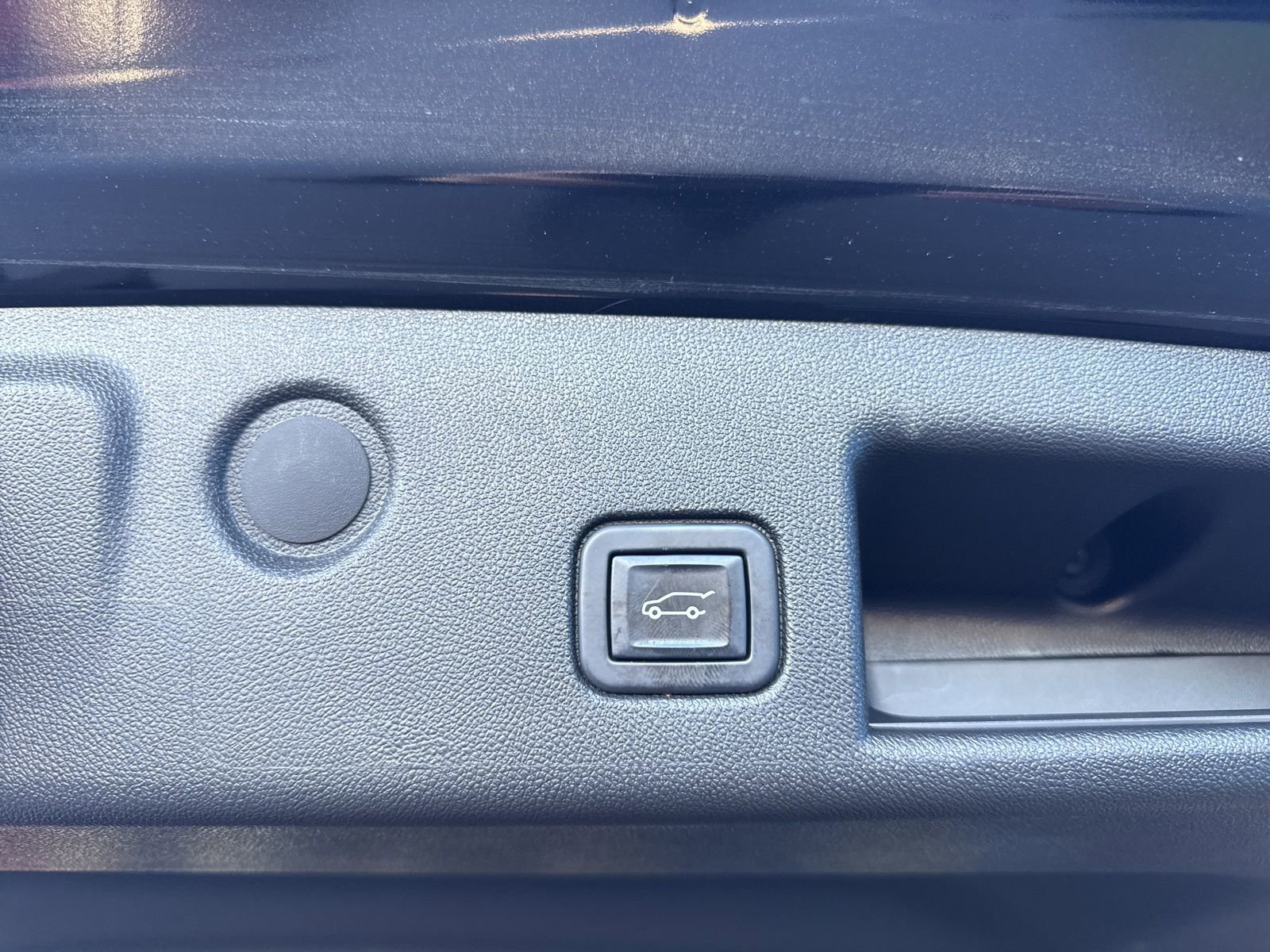 Used 2022 Chevrolet Equinox RS w/ RS Leather Package image 15