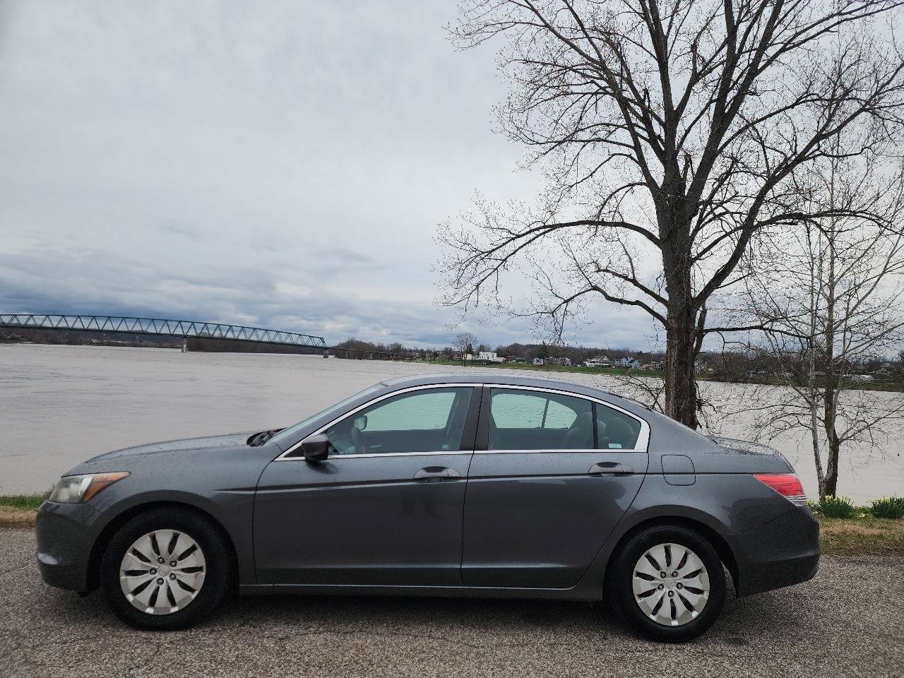 Used 2009 Honda Accord LX image 2