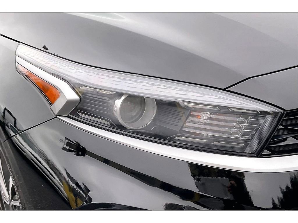 Used 2024 Kia Forte GT FWD image 28