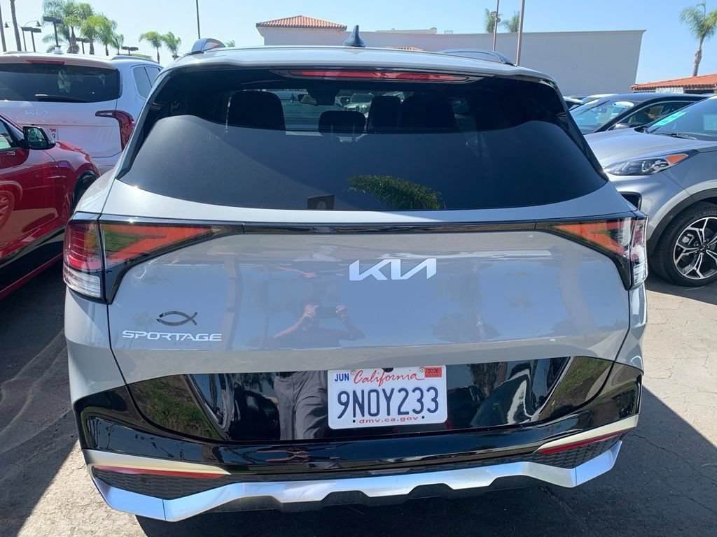 Certified 2024 Kia Sportage SX FWD image 7