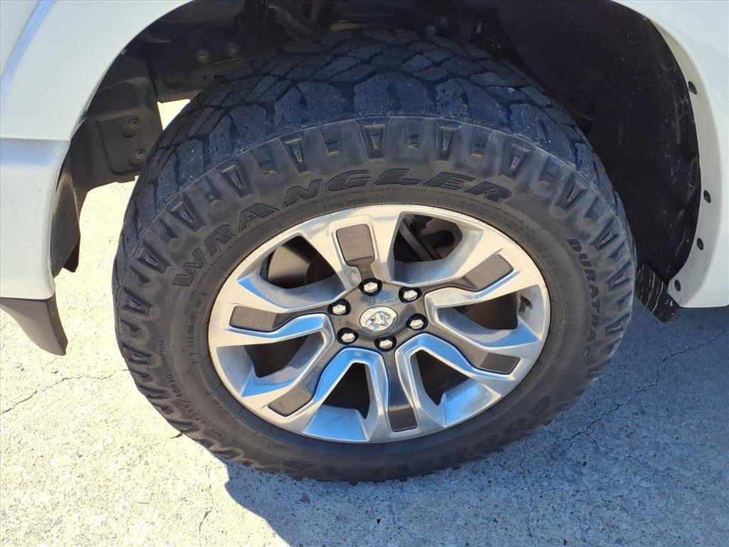 Used 2021 RAM 1500 Limited image 9