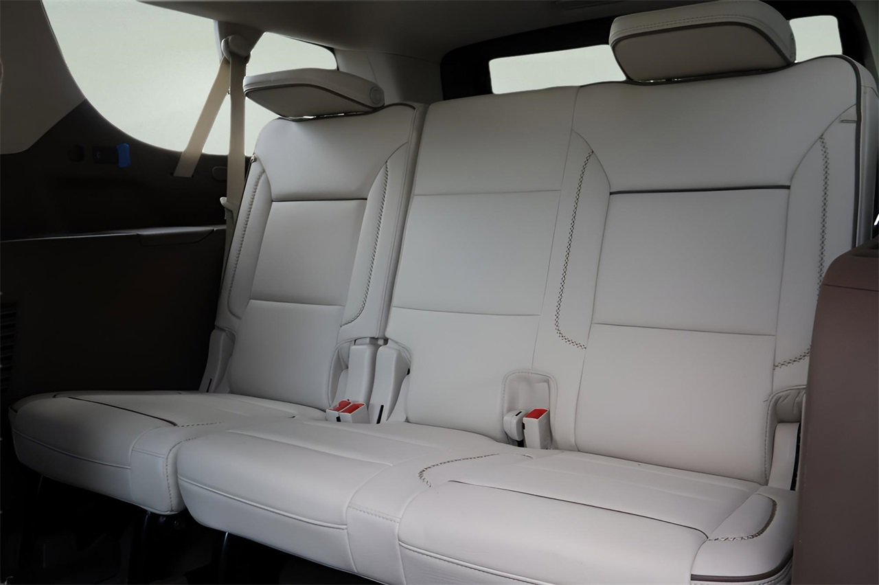 Used 2024 GMC Yukon XL Denali image 13