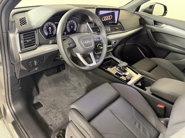Used 2025 Audi Q5 2.0T Premium w/ Convenience Plus Package image 10