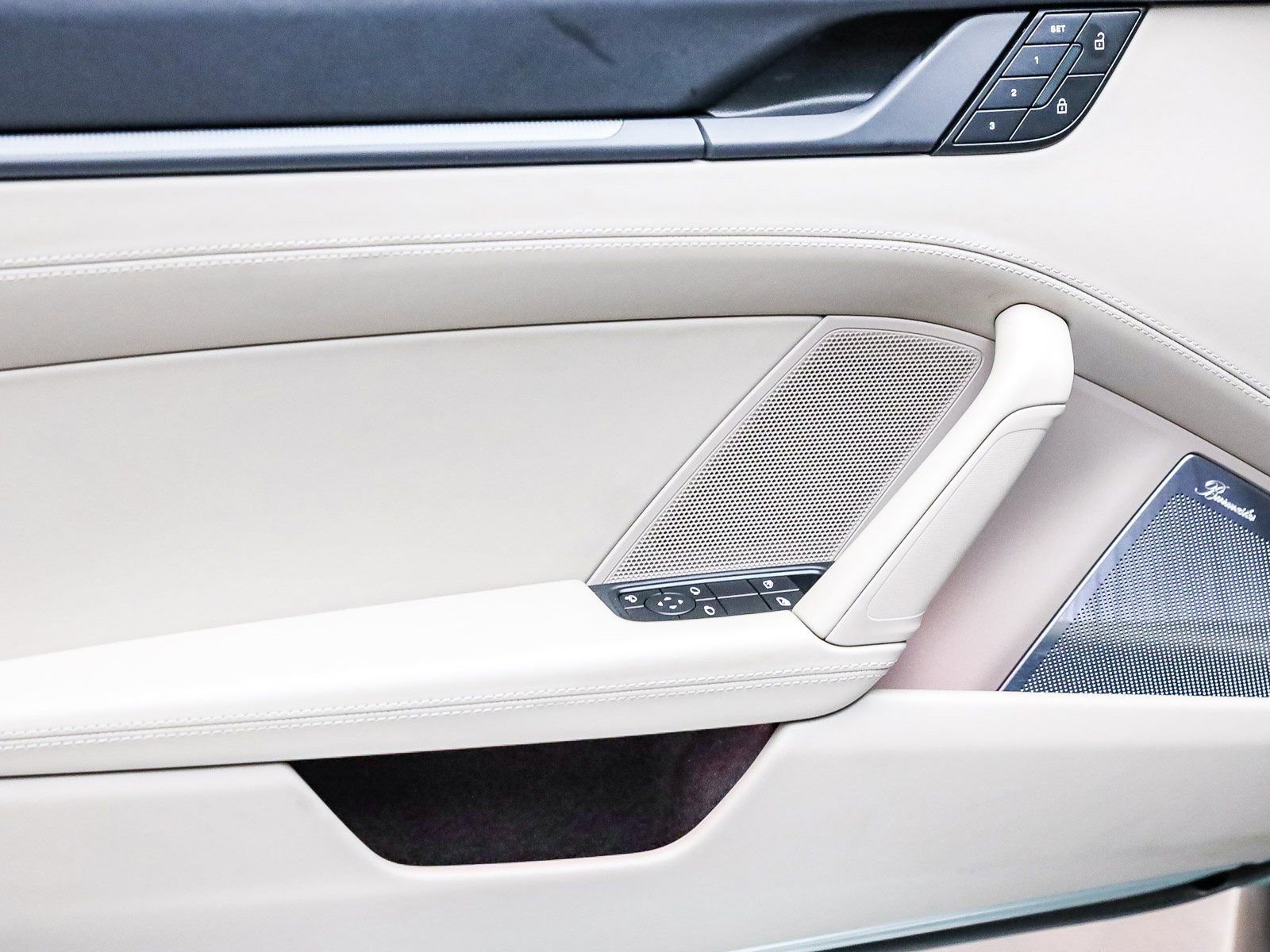 Used 2025 Porsche 911 Carrera 4 GTS image 19