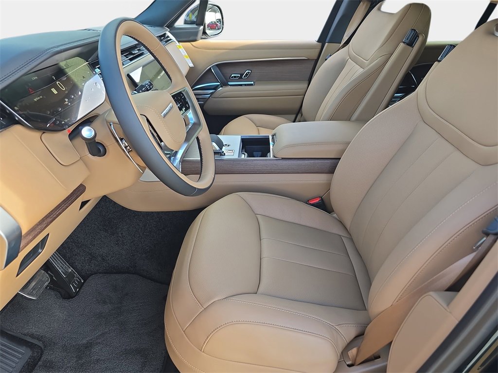 New 2026 Land Rover Range Rover SE image 16