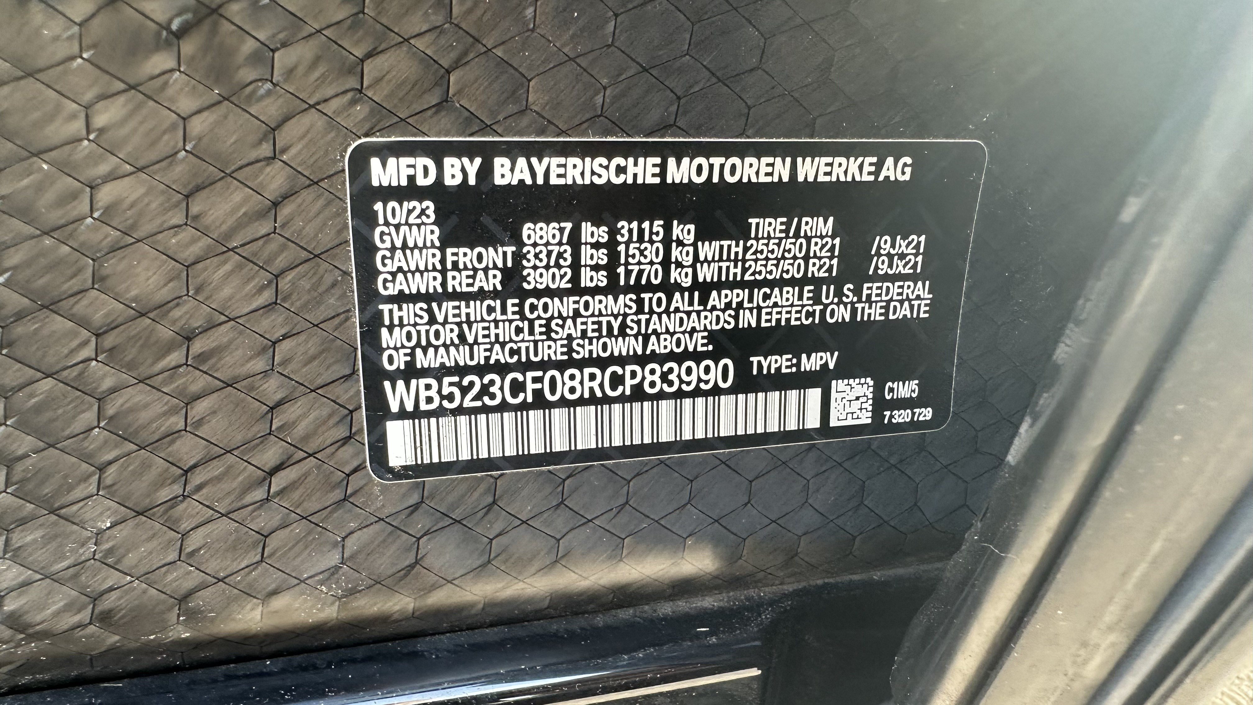 Certified 2024 BMW iX xDrive50 w/ Sport Package AWD/4WD image 34
