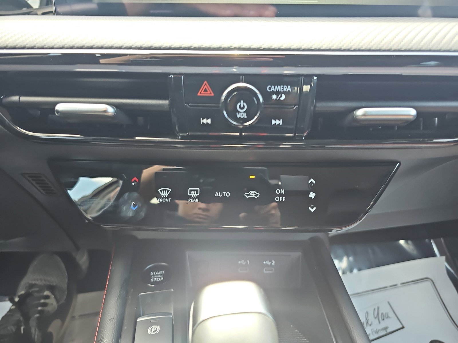 Used 2025 Nissan Kicks SR FWD image 24
