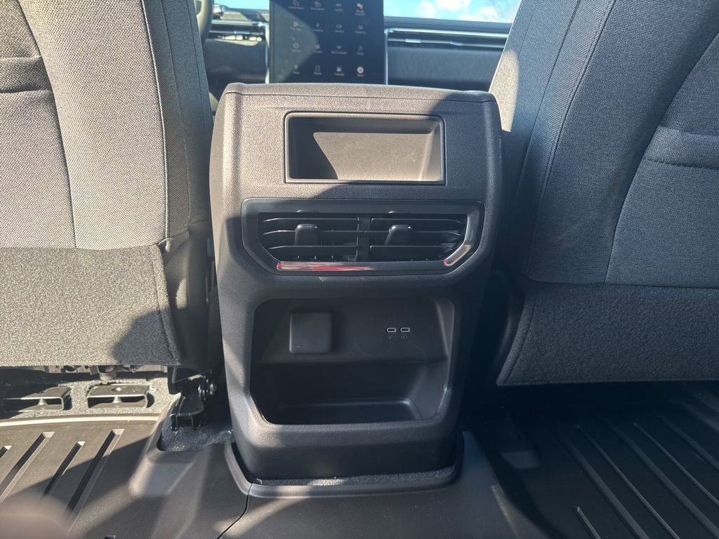 New 2026 GMC Sierra EV Elevation w/ LPO, Elevation Dark Package AWD/4WD image 40