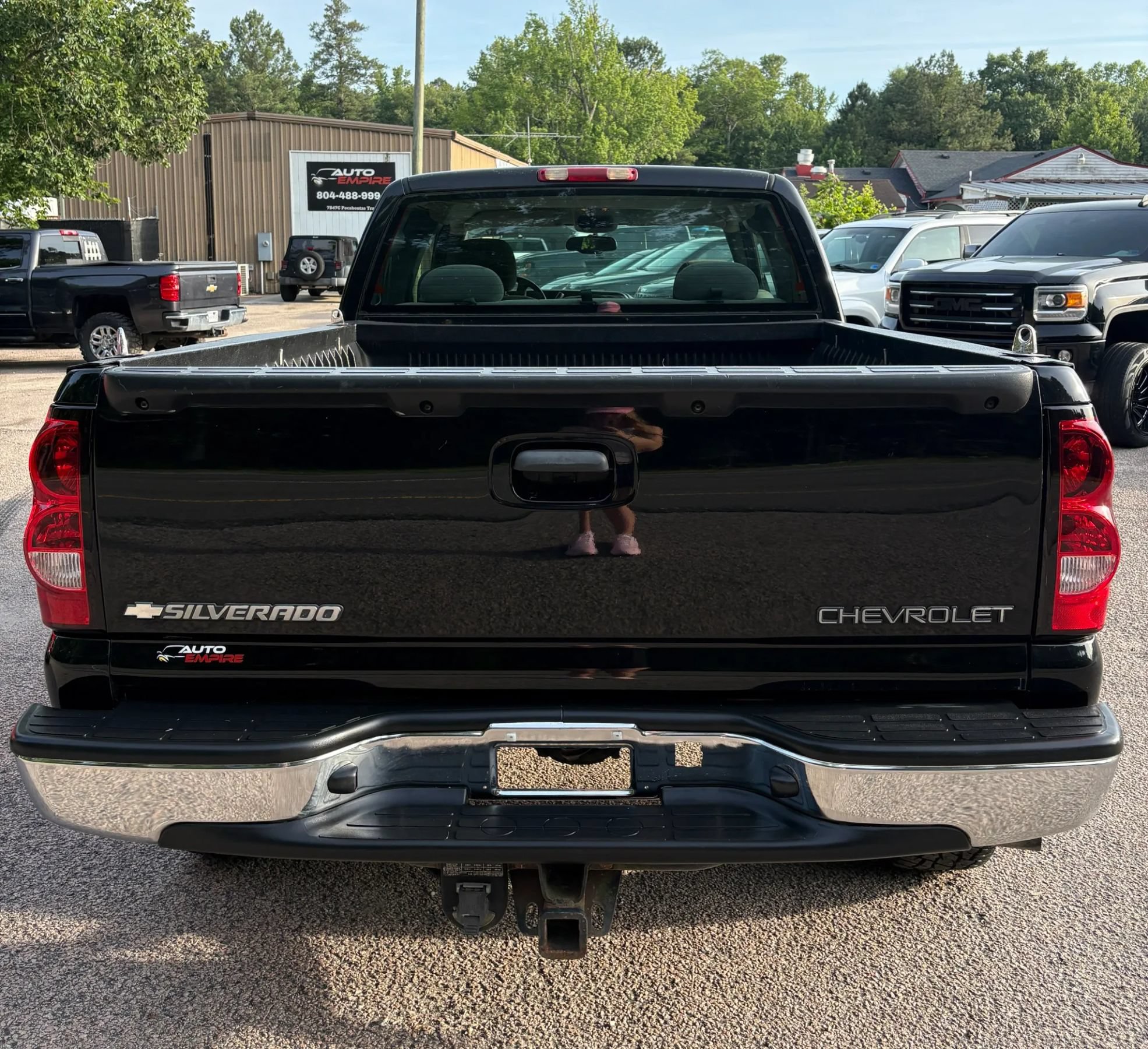 Used 2004 Chevrolet Silverado 1500 LS w/ Light Duty Power Package AWD/4WD image 6