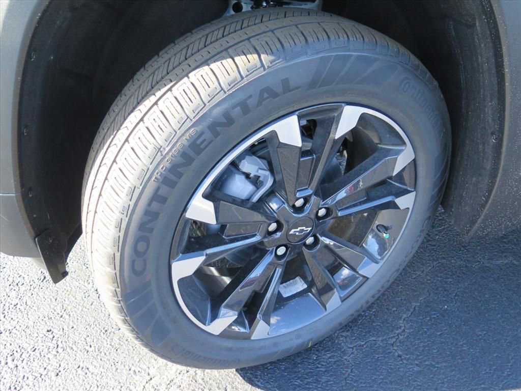 New 2026 Chevrolet Equinox RS w/ Convenience Package III image 16