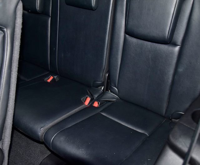 Used 2019 Toyota Highlander XLE image 17