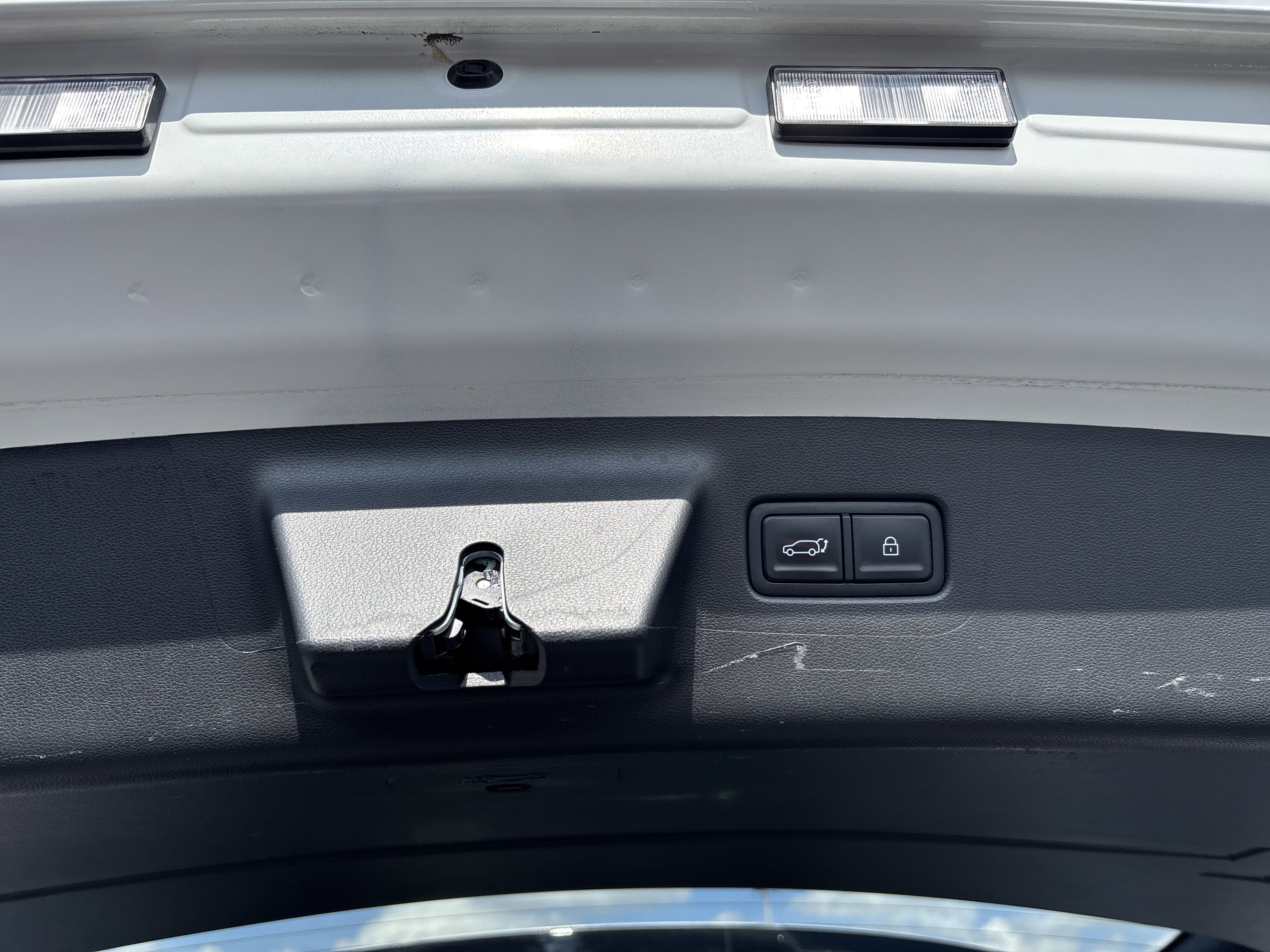 Used 2024 Hyundai Santa Fe Limited image 10