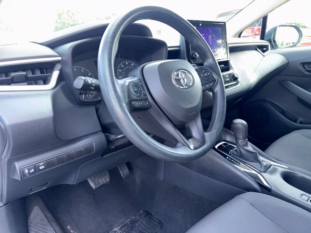 Used 2024 Toyota Corolla LE FWD image 10