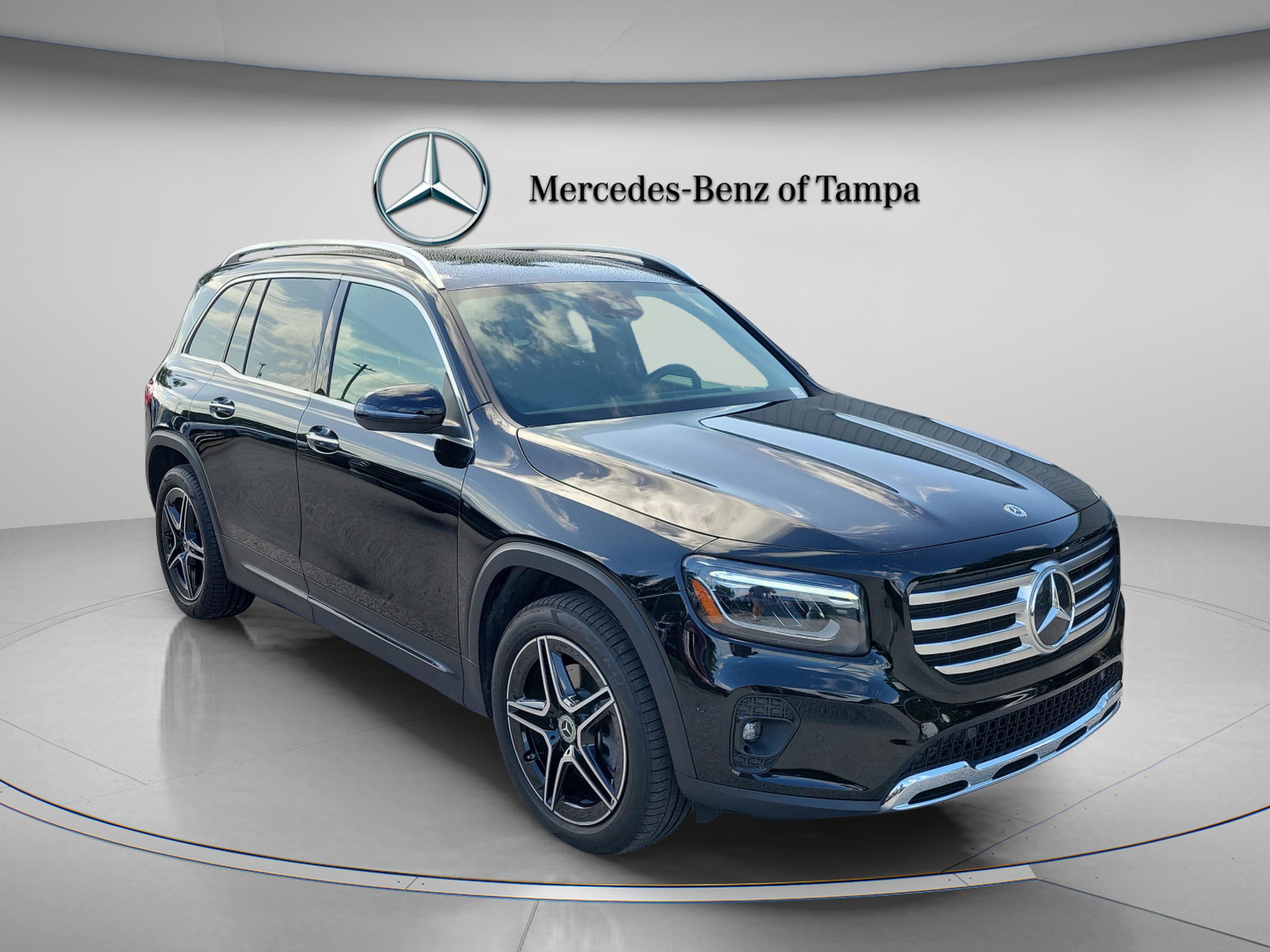 Certified 2024 Mercedes-Benz GLB 250 image 4