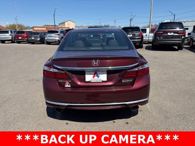 Used 2017 Honda Accord Sport Special Edition image 4