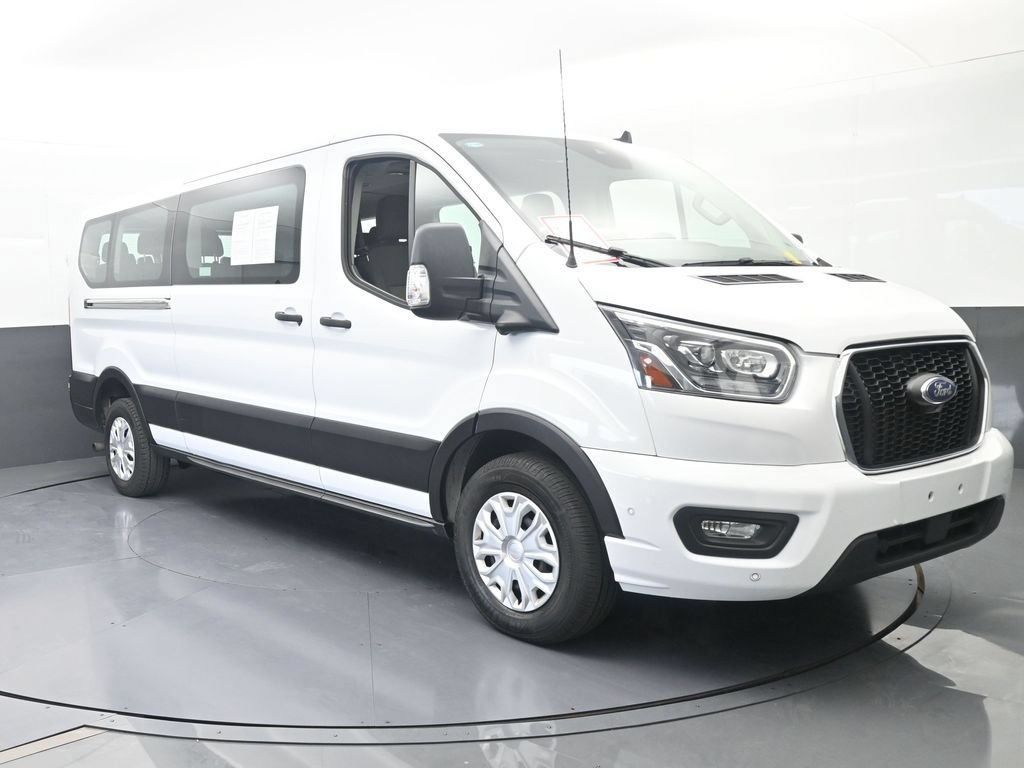 Used 2023 Ford Transit 350 XLT RWD image 9