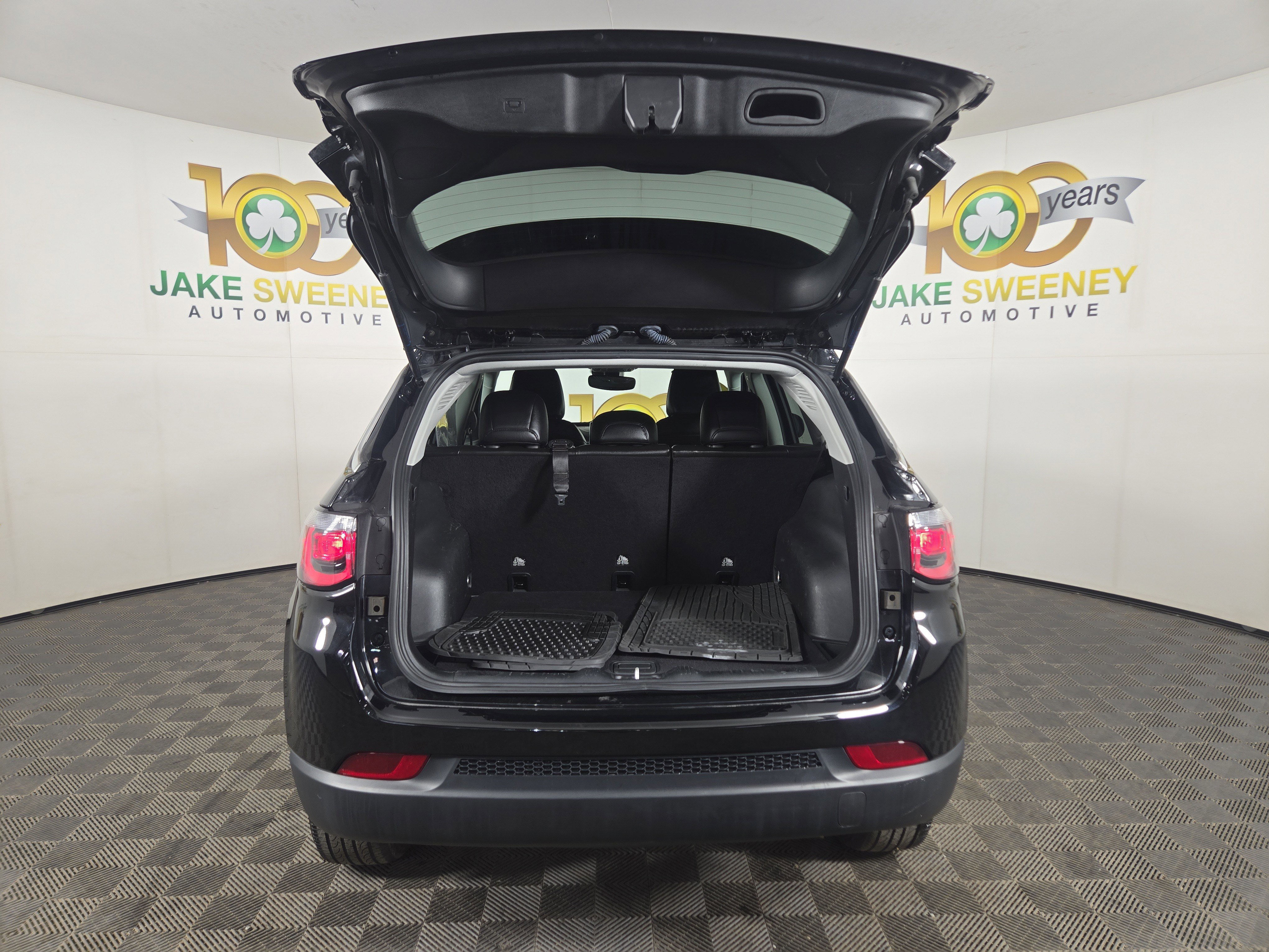 Used 2022 Jeep Compass Latitude image 32