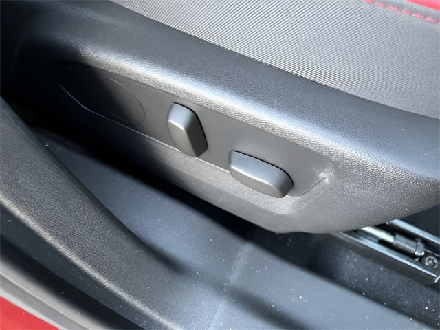 Certified 2022 Buick Envision Essence w/ Technology Package I image 34