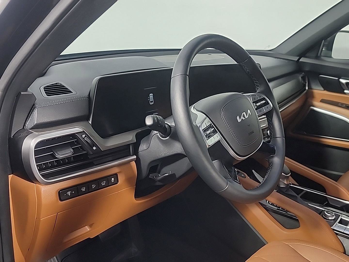 Used 2025 Kia Telluride EX X-Line AWD/4WD image 17