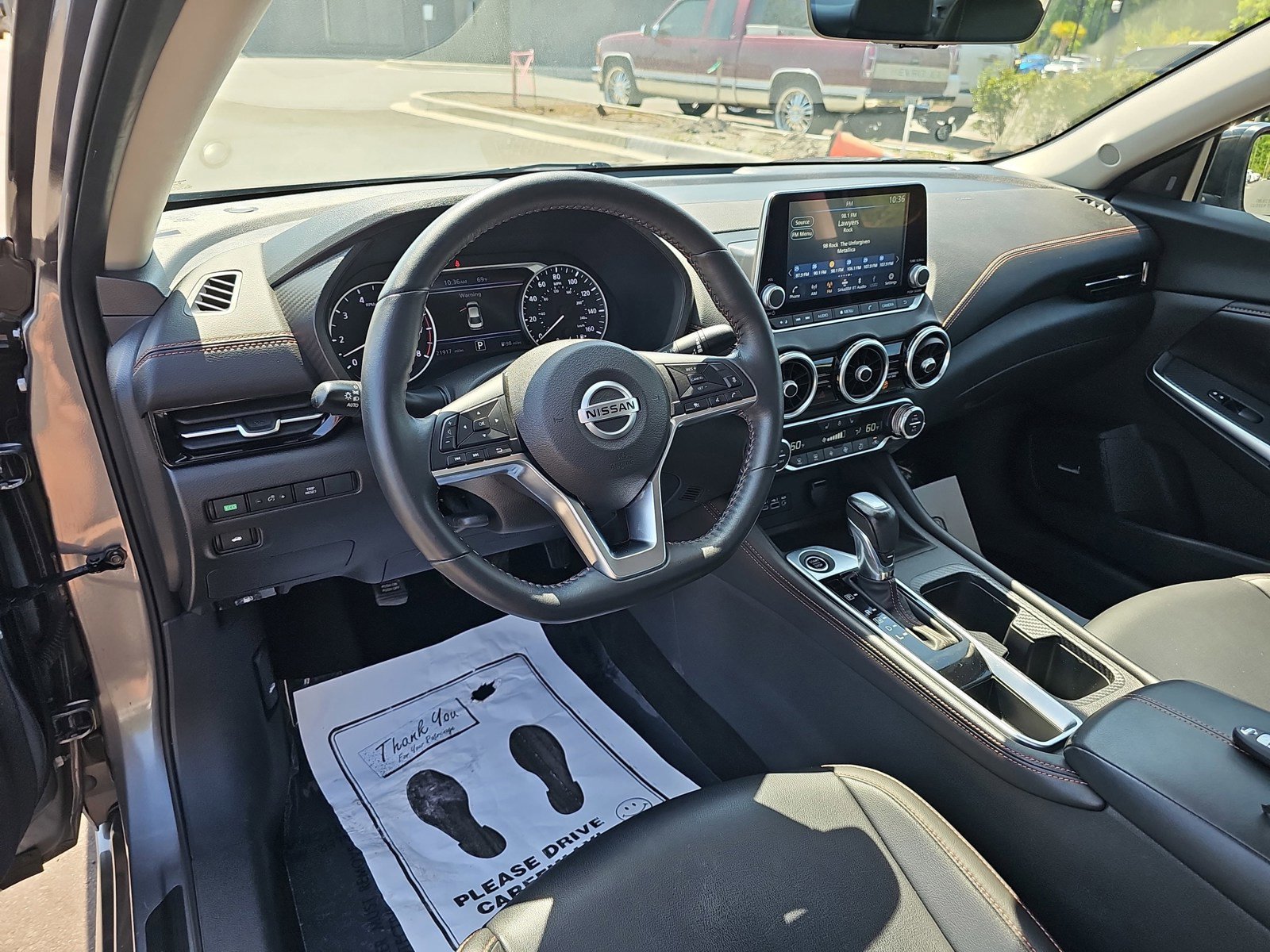 Used 2022 Nissan Sentra SR w/ SR Premium Package FWD image 18