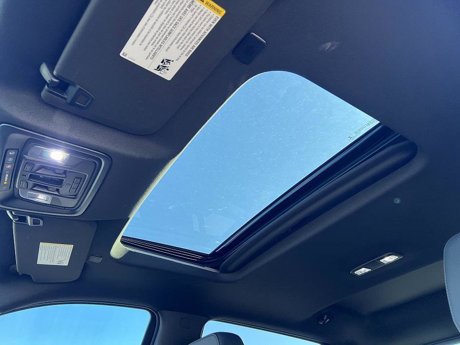 Used 2022 GMC Sierra 1500 AT4 w/ AT4 Premium Package image 19