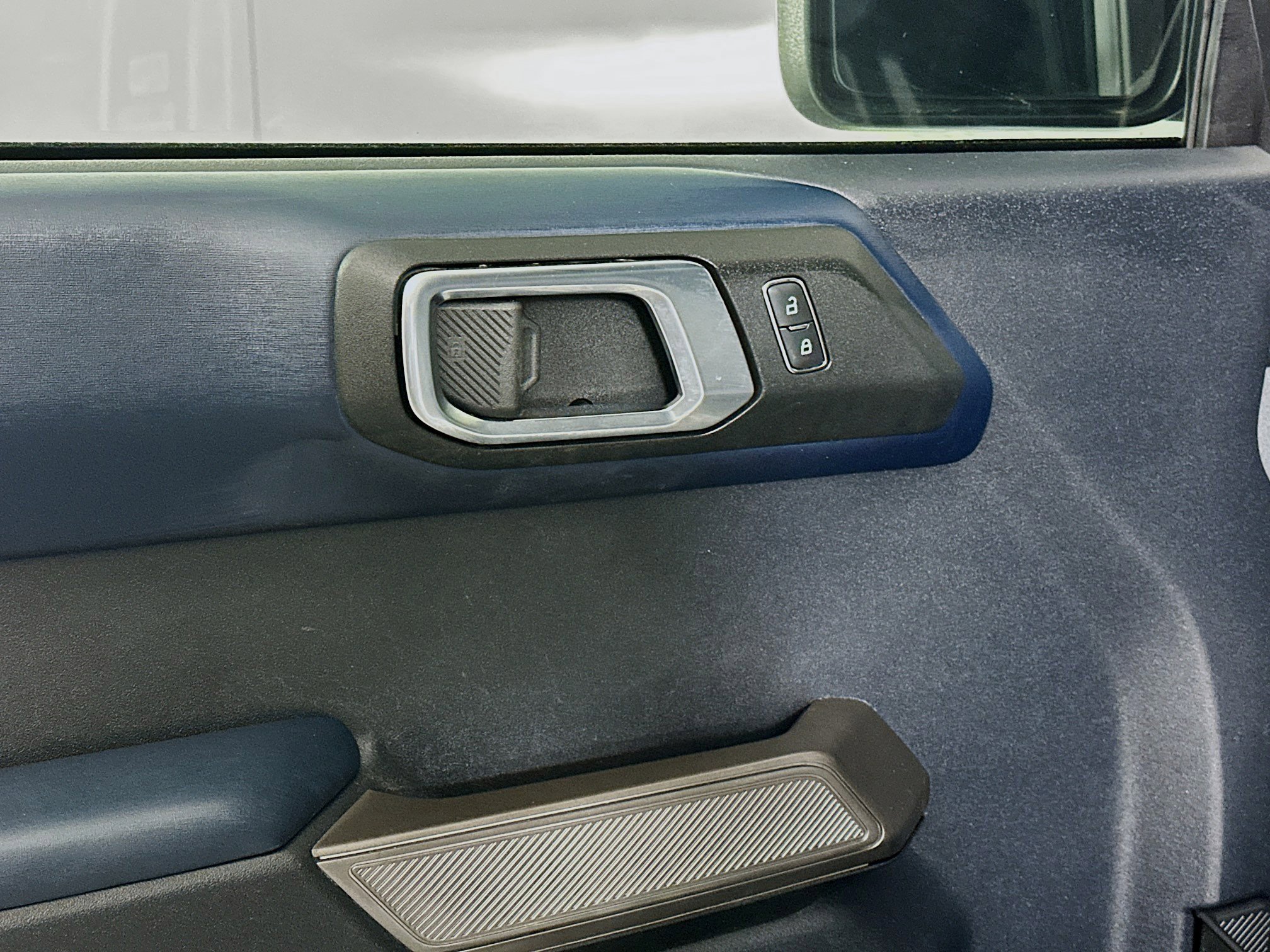 Used 2021 Ford Bronco Outer Banks image 15