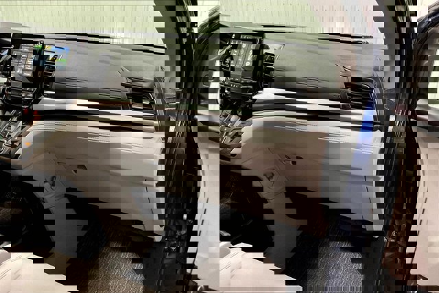 Used 2024 Honda Odyssey EX-L image 16