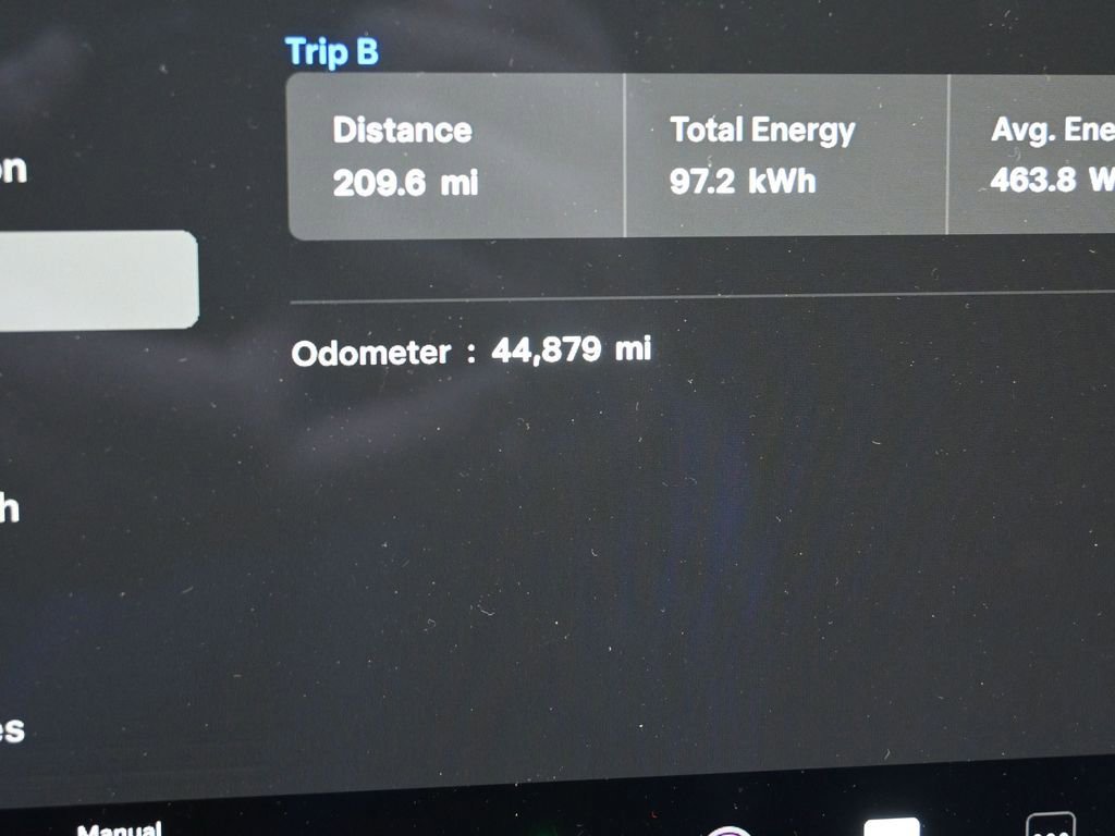 Used 2022 Tesla Model S Plaid image 19