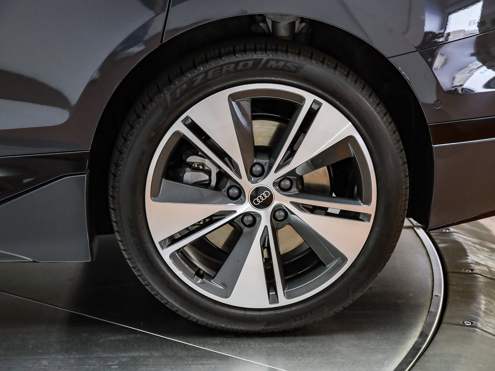 New 2025 Audi A6 e-tron Premium Plus image 12