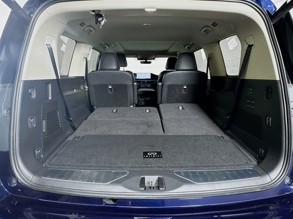 Certified 2026 INFINITI QX80 Luxe w/ Cargo Package RWD image 33
