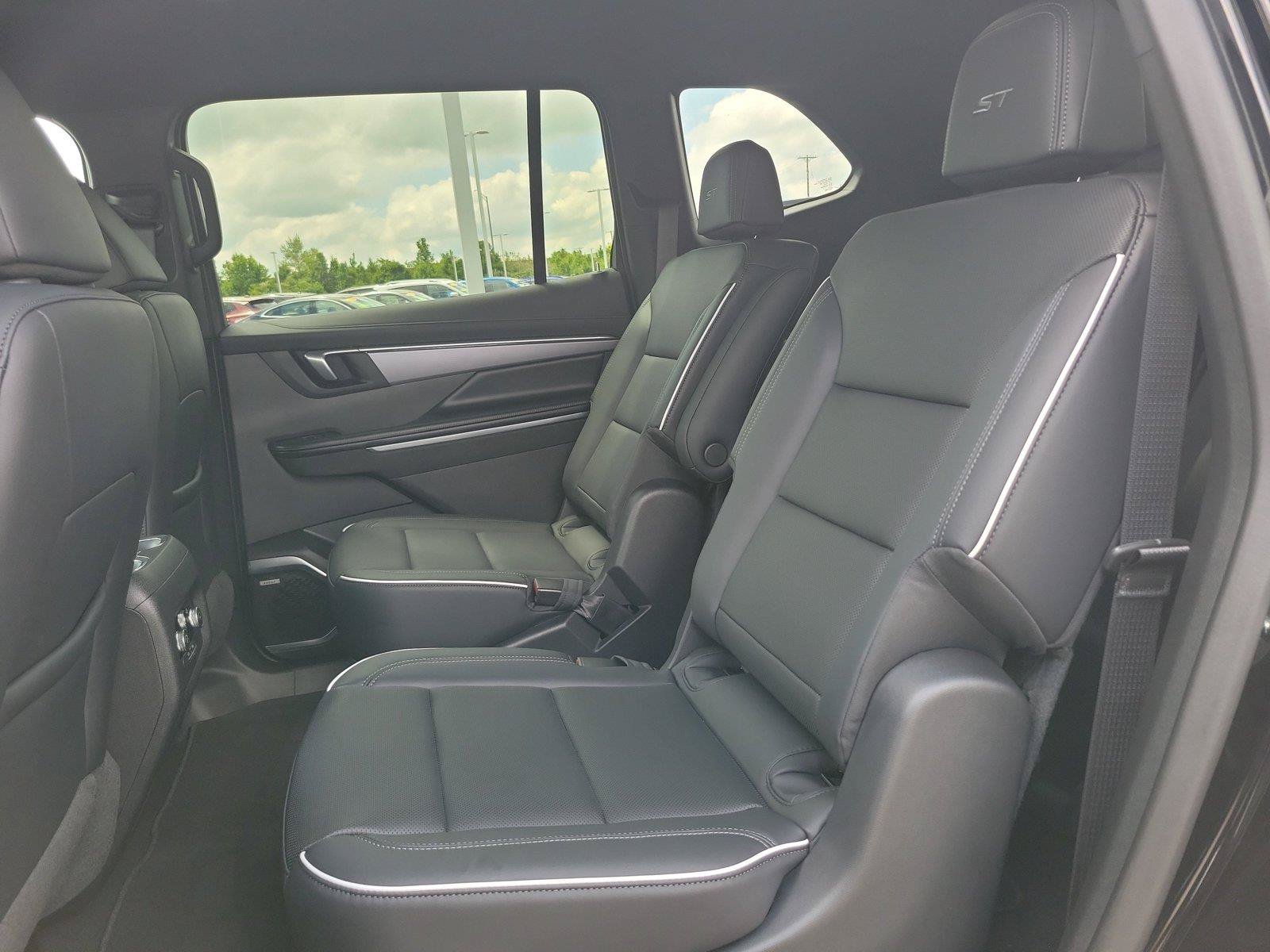 New 2027 Buick Enclave Sport Touring AWD/4WD image 16