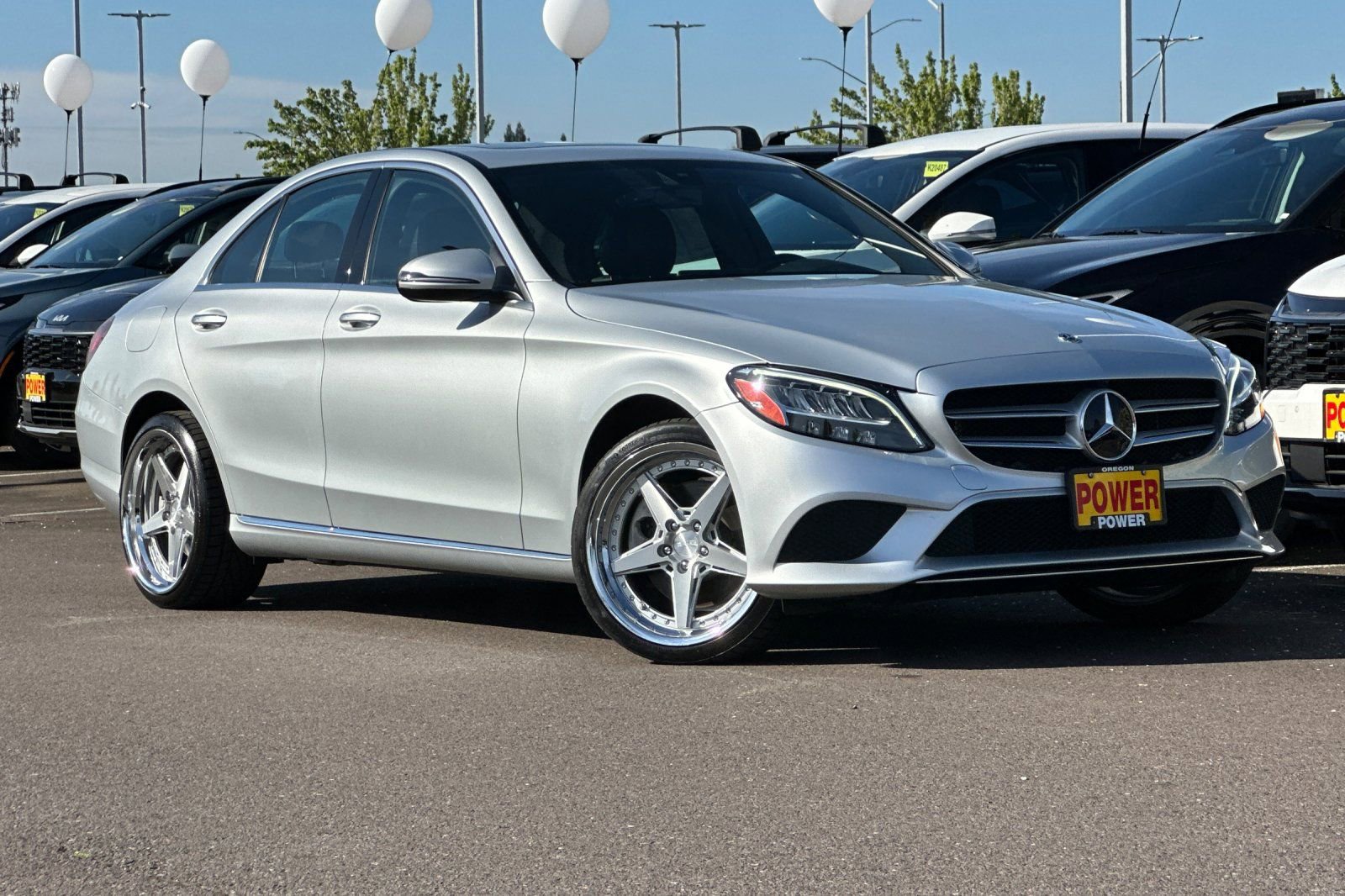 Used 2019 Mercedes-Benz C 300 4MATIC Sedan image 2