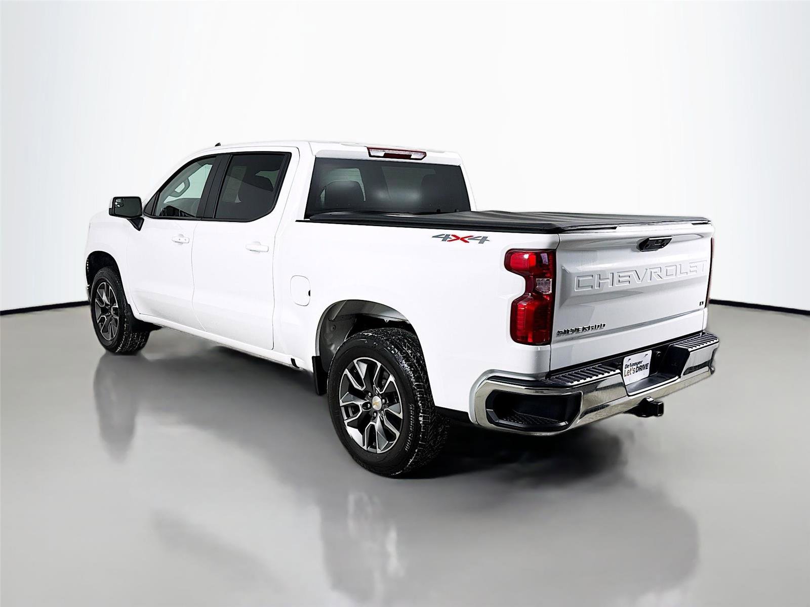 Used 2024 Chevrolet Silverado 1500 LT image 6