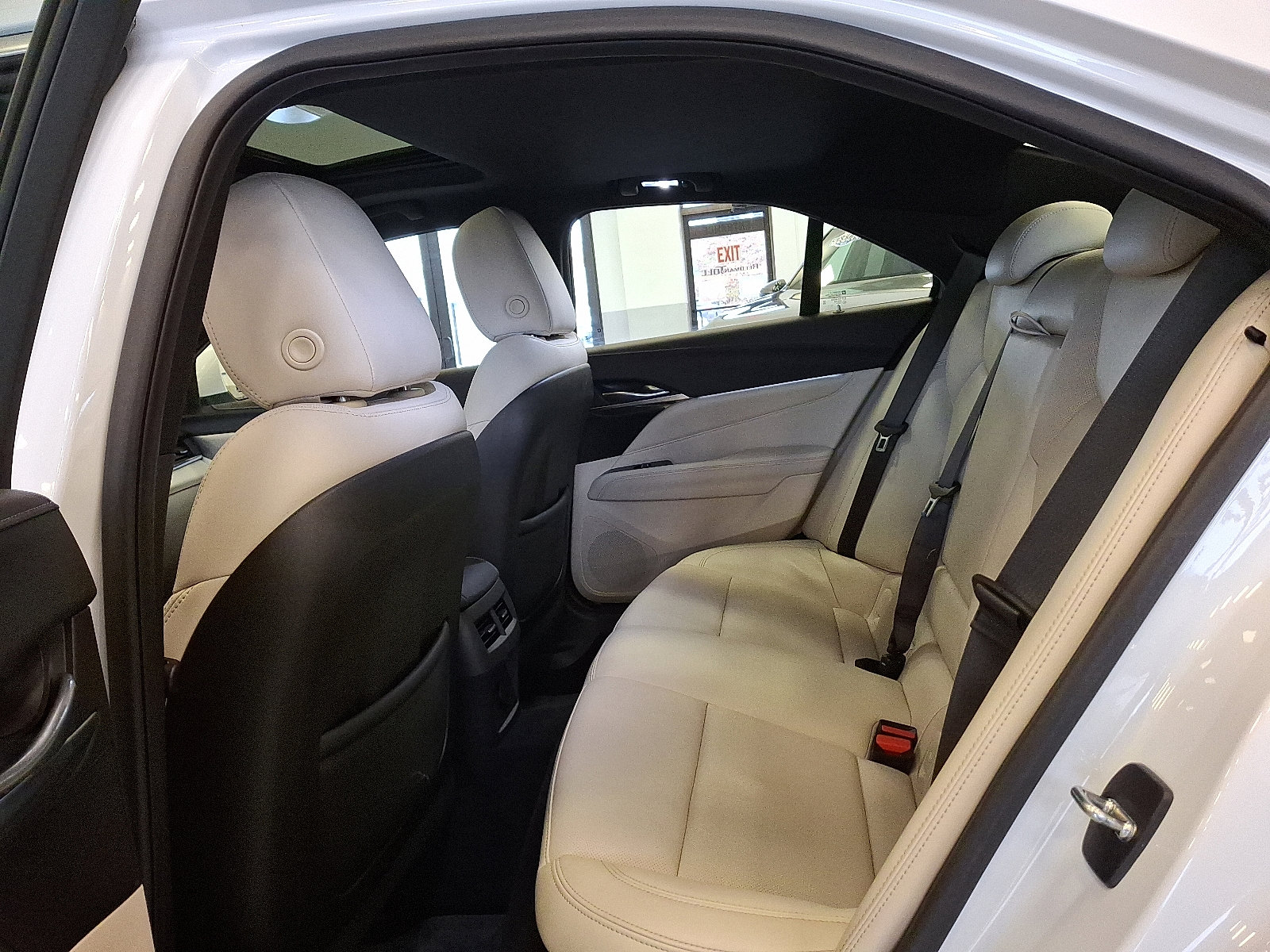 Used 2024 Cadillac CT4 Premium Luxury image 10