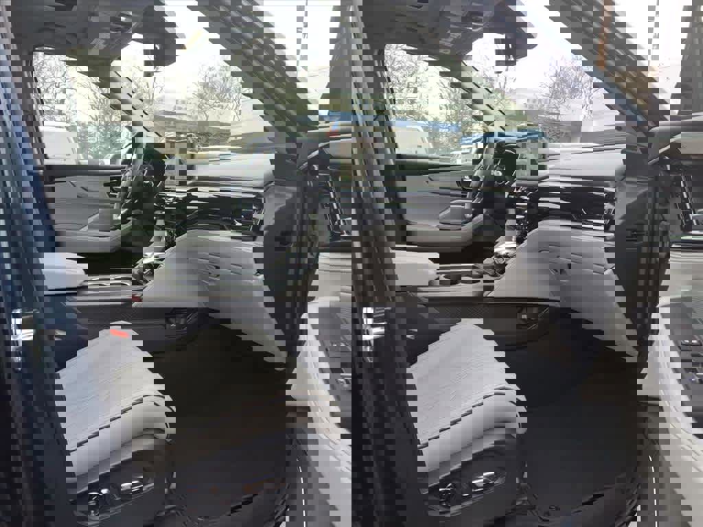 Used 2025 Acura MDX w/Advance Package image 13