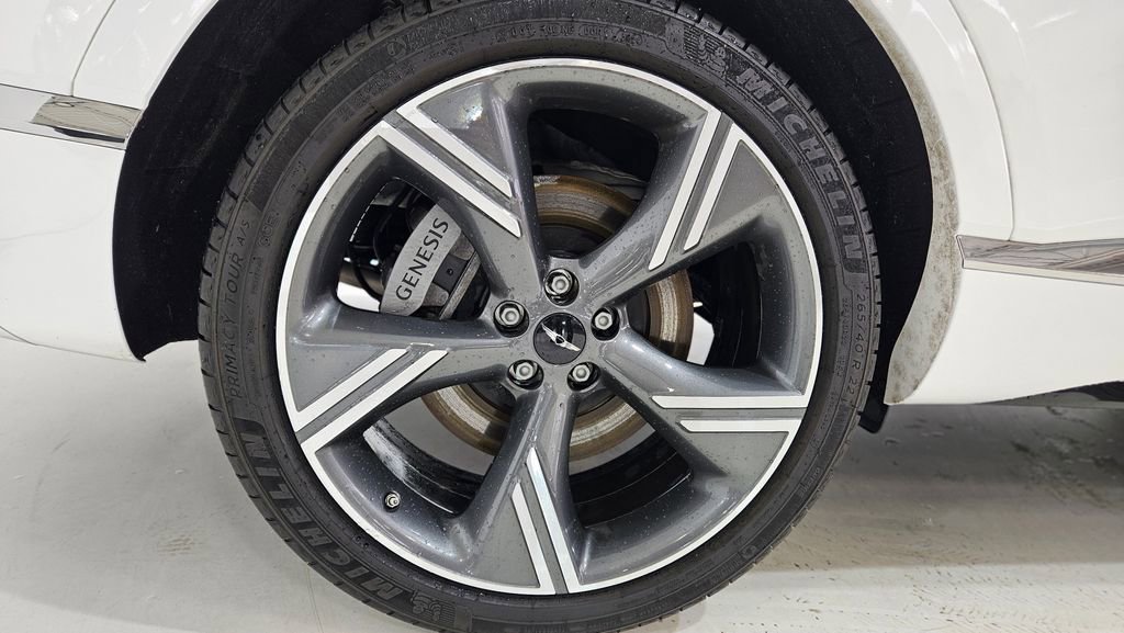 Used 2025 Genesis GV80 2.5T Prestige image 11