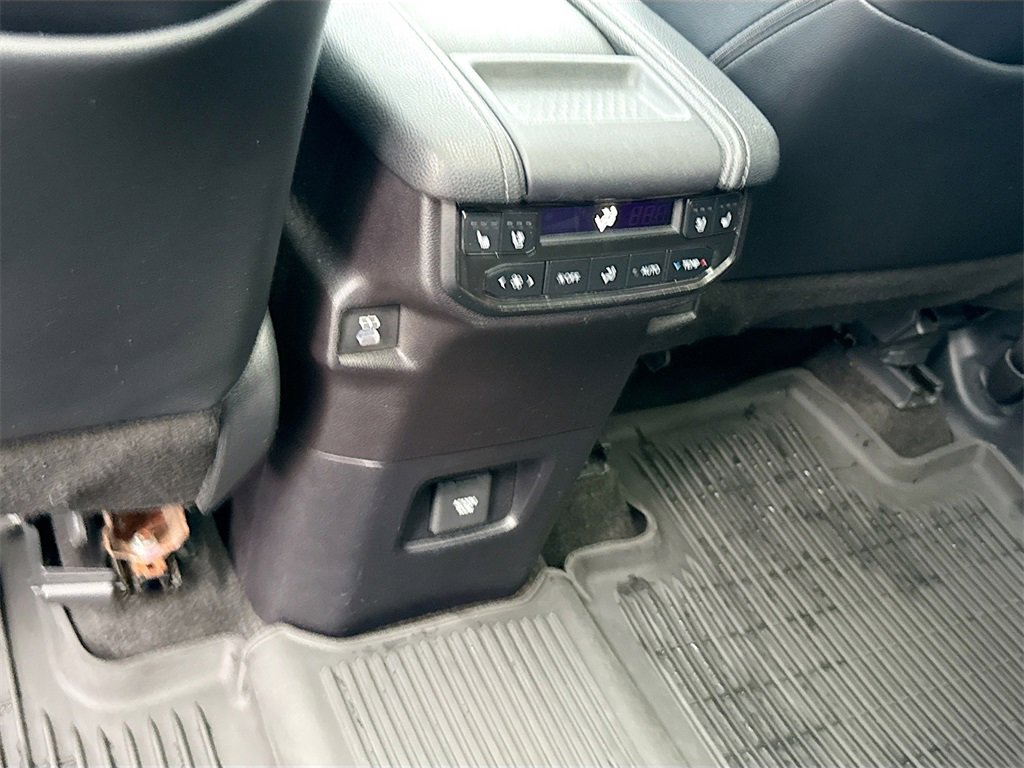 Used 2024 Toyota Grand Highlander Platinum image 28