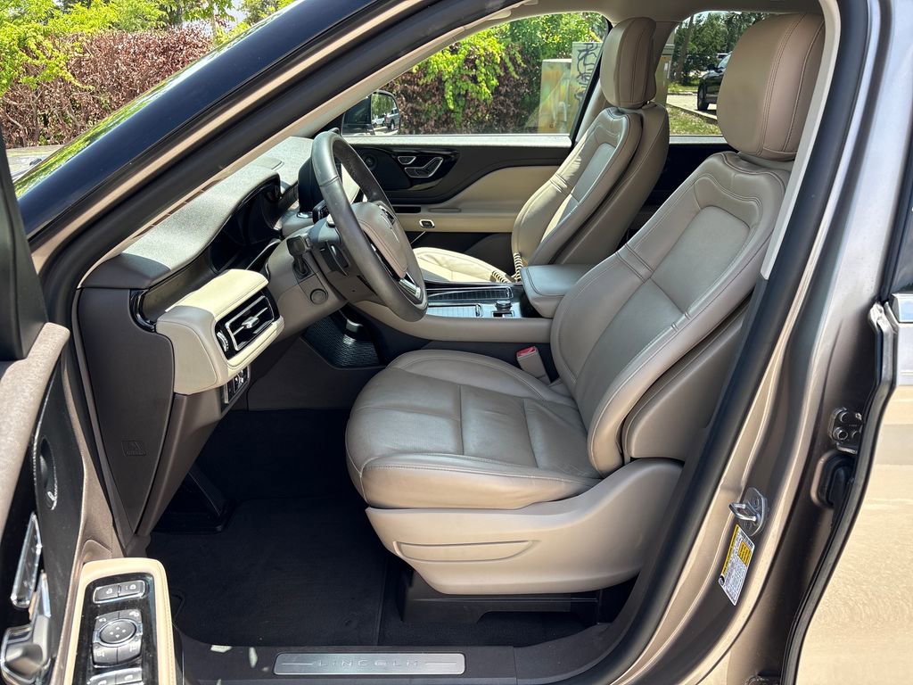 Used 2020 Lincoln Aviator Reserve RWD image 30